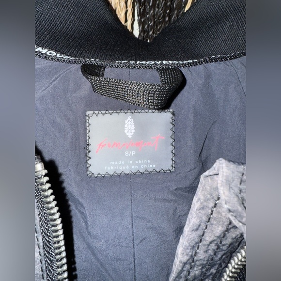 Free People Movement Jacket NWT - Picture 8 of 10